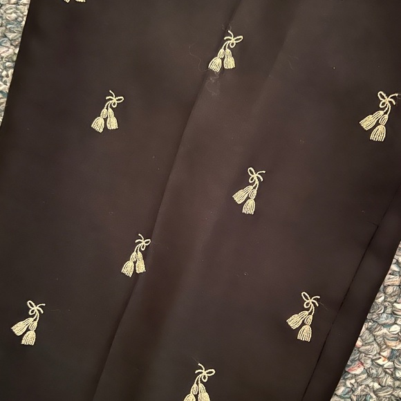 Talbots Silk Embroidered Pants Crop High Rise Black with Gold Tassels 6 Petite - Picture 3 of 5